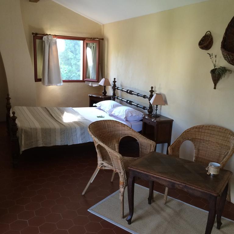 Bed and Breakfast Mas Moineau Mezoargues Номер фото
